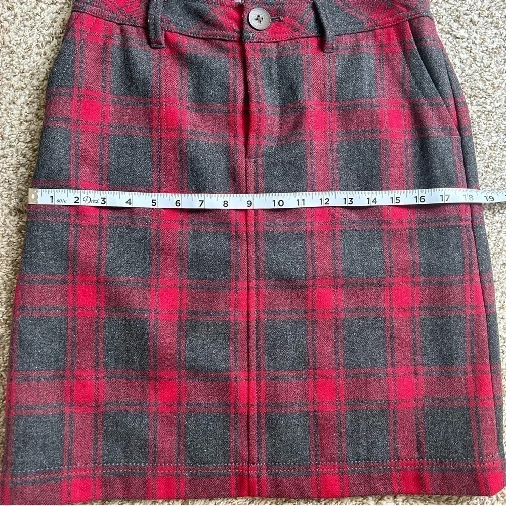 🦋 Eddie Bauer Grey and Red Plaid Wool A-Line Mini Skirt Size 4